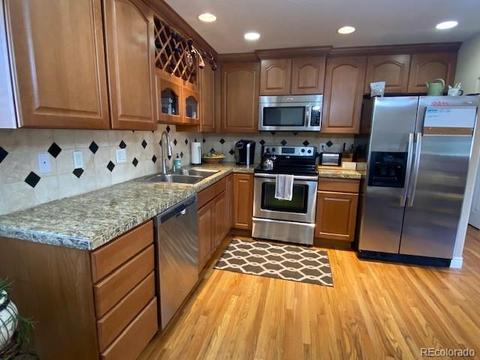 7661 Jay Ct, Arvada, CO 80003 photo 3