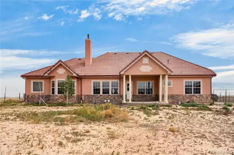 Exterior - 13291 N Harback Rd, Bennett, CO 80102 photo 2 of 2