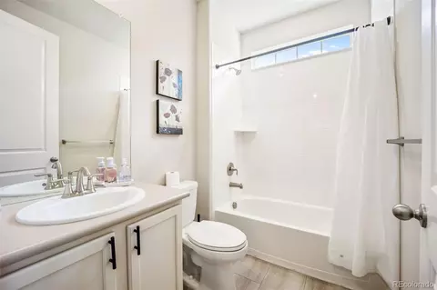 Bath - 27786 E Alder Dr, Aurora, CO 80016 photo 1 of 4