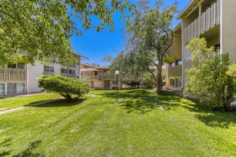 Exterior - 2707 Valmont Rd #211B, Boulder, CO 80304 photo 4 of 7