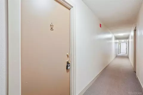 Entry Way - 2707 Valmont Rd #211B, Boulder, CO 80304 photo 1 of 4