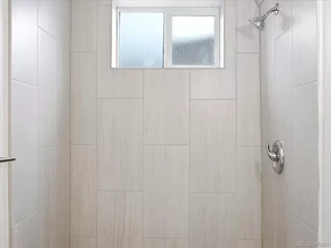 Bath - 12265 E 55th Ave, Denver, CO 80239 photo 4 of 4