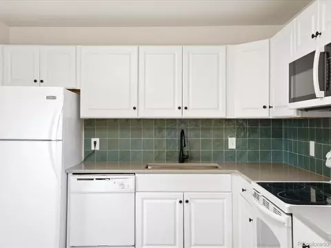 Kitchen - 12265 E 55th Ave, Denver, CO 80239 photo 4 of 7