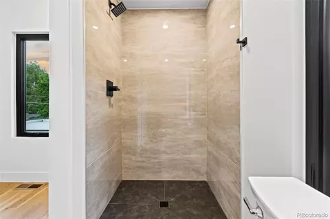 Bath - 1446 Stuart St, Denver, CO 80204 photo 6 of 7