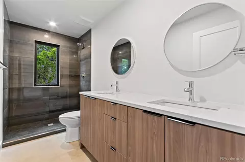Bath - 1446 Stuart St, Denver, CO 80204 photo 7 of 7