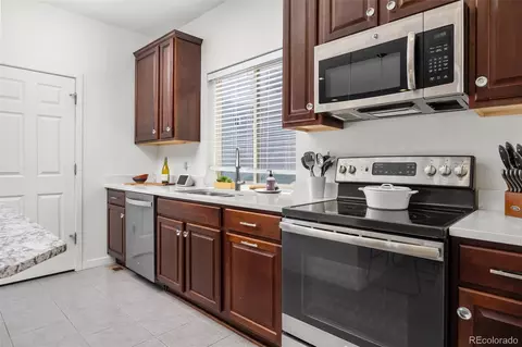 Kitchen - 19105 E 55th Ave, Denver, CO 80249 photo 2 of 3