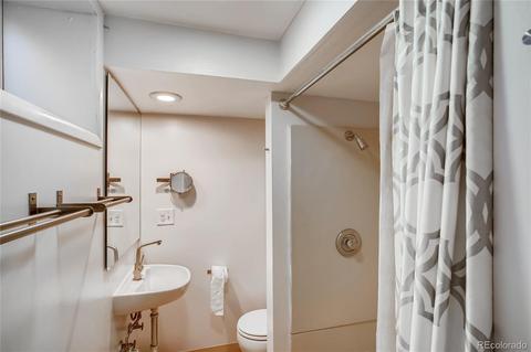 5740 E Flora Pl, Denver, CO 80222 photo 21