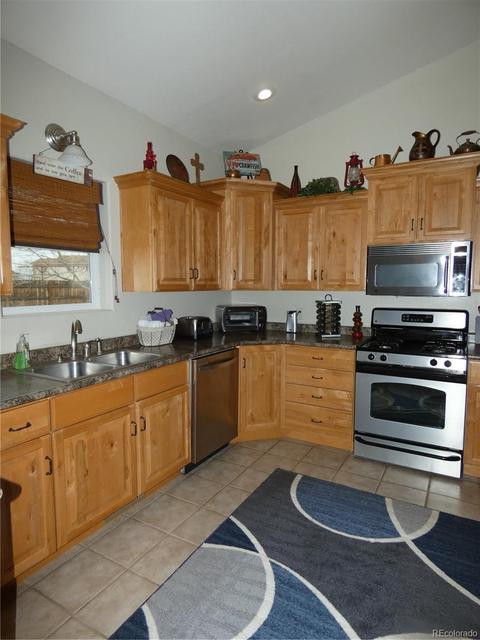 1340 La Mesa Cir, Rangely, CO 81648 photo 6