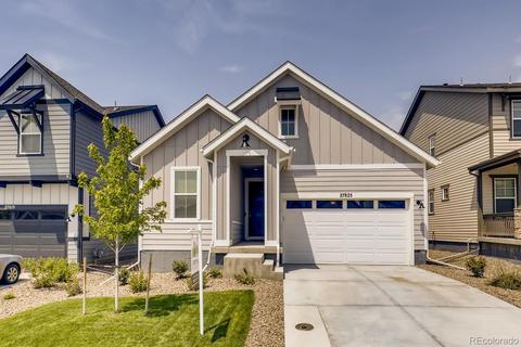 27825 E 7th Pl, Aurora, CO 80018 photo 1