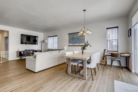 27825 E 7th Pl, Aurora, CO 80018 photo 5