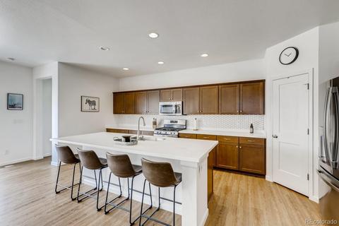 27825 E 7th Pl, Aurora, CO 80018 photo 7