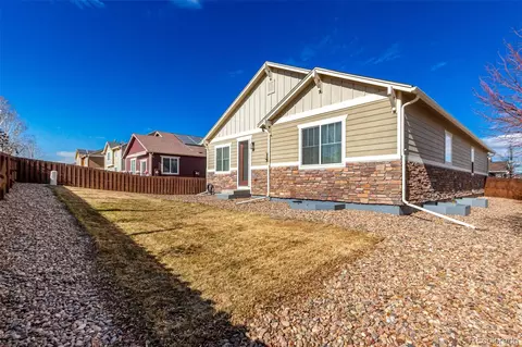 Exterior - 25876 E Maple Pl, Aurora, CO 80018 photo 4 of 5