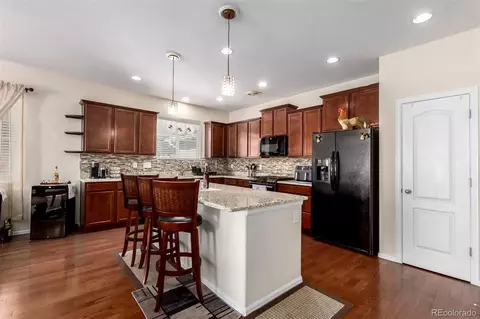 Kitchen - 25876 E Maple Pl, Aurora, CO 80018 photo 1 of 2