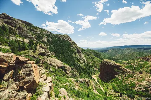 Shelf Road, Florissant, CO 80816