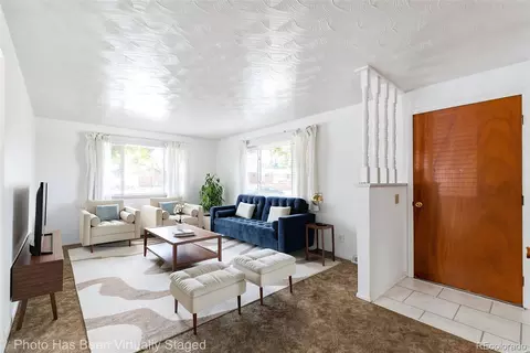 Living - 2000-2010 Jay St, Edgewater, CO 80214 photo 1 of 3