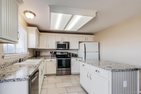 22829 E Belleview Pl, Aurora, CO 80015 photo 14
