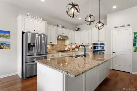 Kitchen - 22878 E Bailey Cir, Aurora, CO 80016 photo 4 of 5