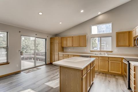18298 E Baltic Pl, Aurora, CO 80013 photo 5