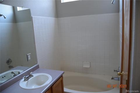 18298 E Baltic Pl, Aurora, CO 80013 photo 20