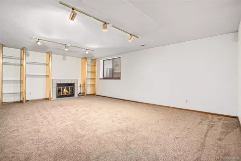 11196 E Baltic Dr, Aurora, CO 80014 photo 3
