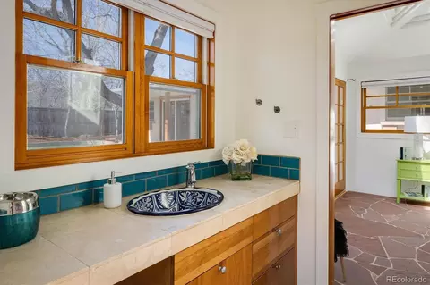 Bath - 2100 Orchard Ave, Boulder, CO 80304 photo 4 of 4