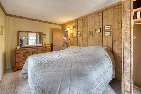 Bedroom - 1927 Basin Dr, Cotopaxi, CO 81223 photo 2 of 7