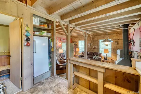 Kitchen - 1927 Basin Dr, Cotopaxi, CO 81223 photo 3 of 3