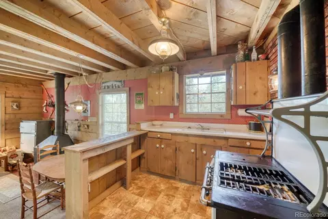 Kitchen - 1927 Basin Dr, Cotopaxi, CO 81223 photo 2 of 3