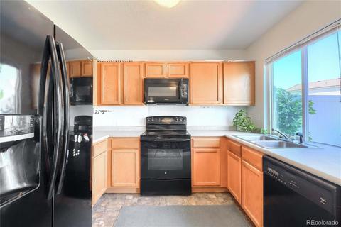 18671 E 40th Pl, Denver, CO 80249 photo 11