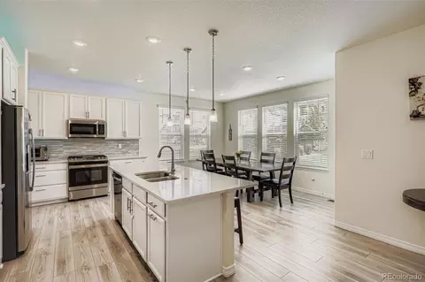 27890 E Otero Pl, Aurora, CO 80016 photo 9