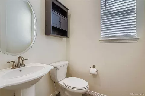 27890 E Otero Pl, Aurora, CO 80016 photo 12