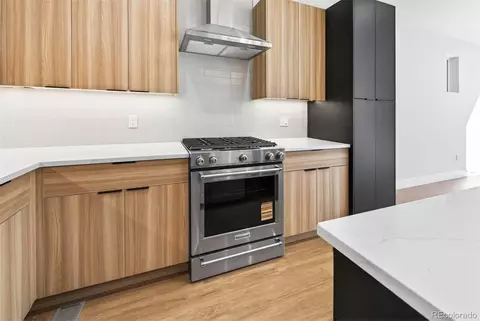 Kitchen - 826 N Cherry St #2, Denver, CO 80220 photo 6 of 9