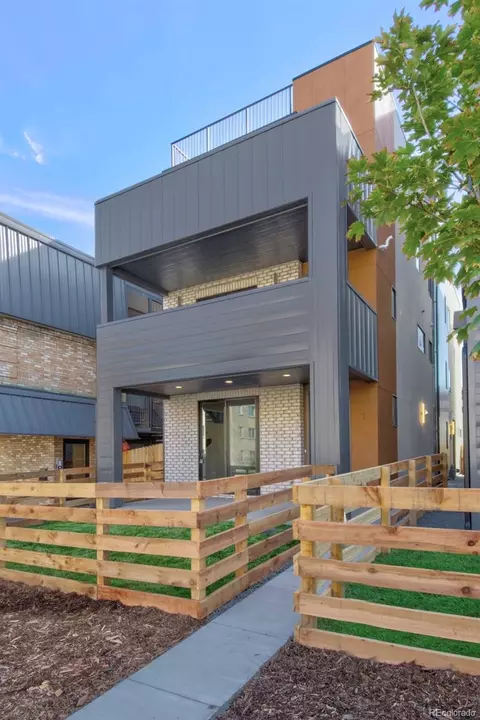 Exterior - 826 N Cherry St #2, Denver, CO 80220 photo 1 of 6