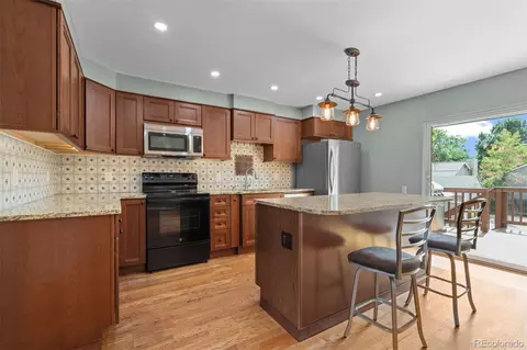 Kitchen - 12662 E Bates Cir, Aurora, CO 80014 photo 5 of 5
