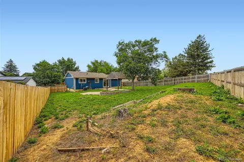 Exterior - 18662 E Brown Pl, Aurora, CO 80013 photo 3 of 5