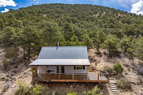 Exterior - 2126 E Path, Cotopaxi, CO 81223 photo 3 of 10
