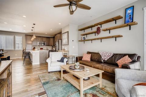 15605 E Broncos Pl, Centennial, CO 80112 photo 5