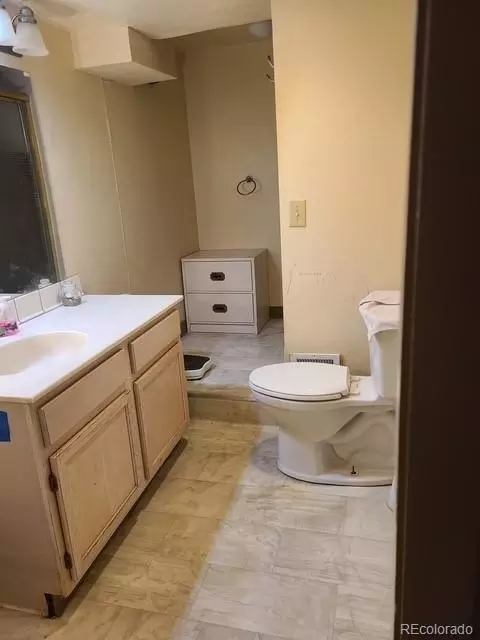Bath - 3561 E 118th Ave, Denver, CO 80233 photo 2 of 2