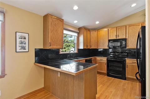 2329 E 124th Ct, Thornton, CO 80241 photo 8