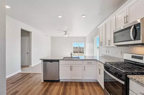 951 Sarah Ave, Fort Lupton, CO 80621 photo 4