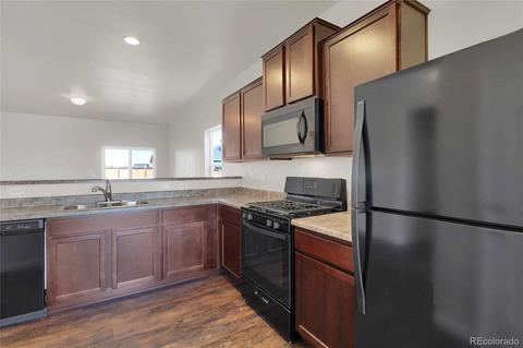 47323 Clover Ave, Bennett, CO 80102 photo 3