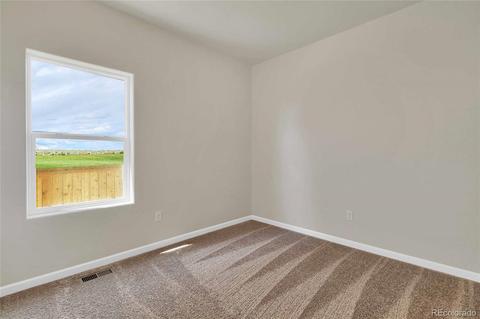 47323 Clover Ave, Bennett, CO 80102 photo 17