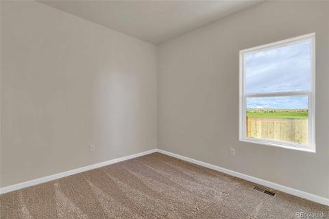 47323 Clover Ave, Bennett, CO 80102 photo 16