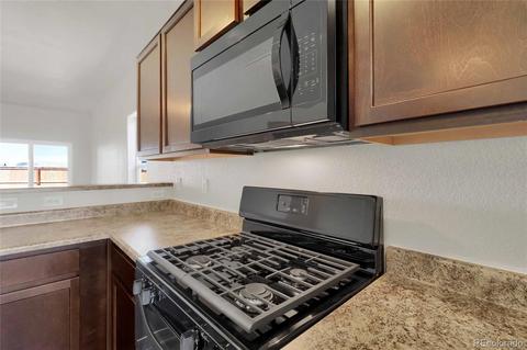 47323 Clover Ave, Bennett, CO 80102 photo 5