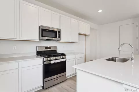 24780 E 39th Ave, Aurora, CO 80019 photo 8