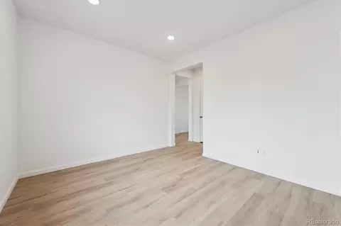 24780 E 39th Ave, Aurora, CO 80019 photo 4