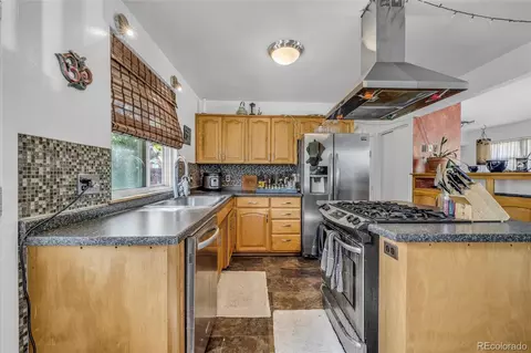 Kitchen - 360 31st St, Boulder, CO 80305 photo 1 of 5