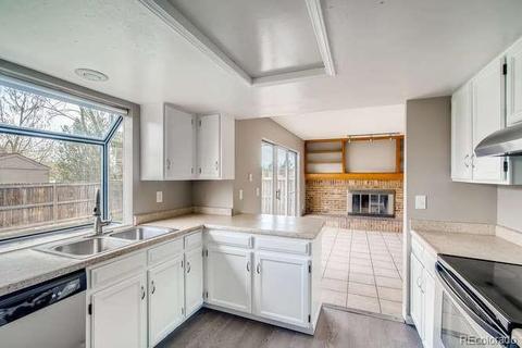 4690 Ceylon Ct, Denver, CO 80249 photo 11