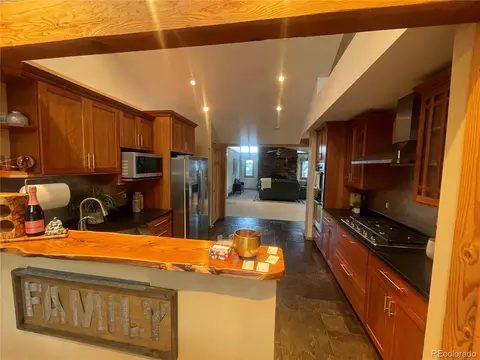 Kitchen - 1280 Ithaca Dr, Boulder, CO 80305 photo 2 of 6