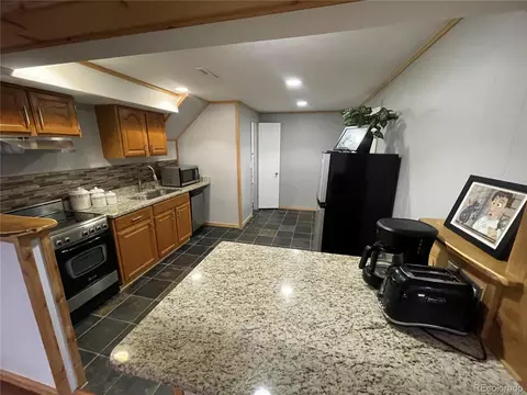 Kitchen - 1280 Ithaca Dr, Boulder, CO 80305 photo 5 of 6